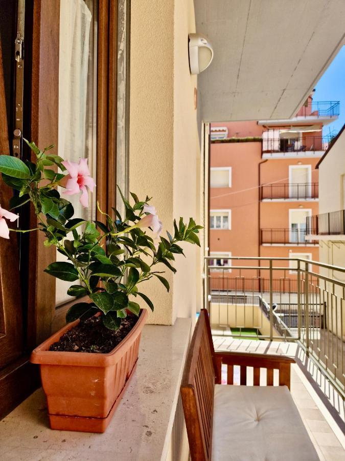 La Chiostrina By Tramonti Apartments ラクイラ エクステリア 写真